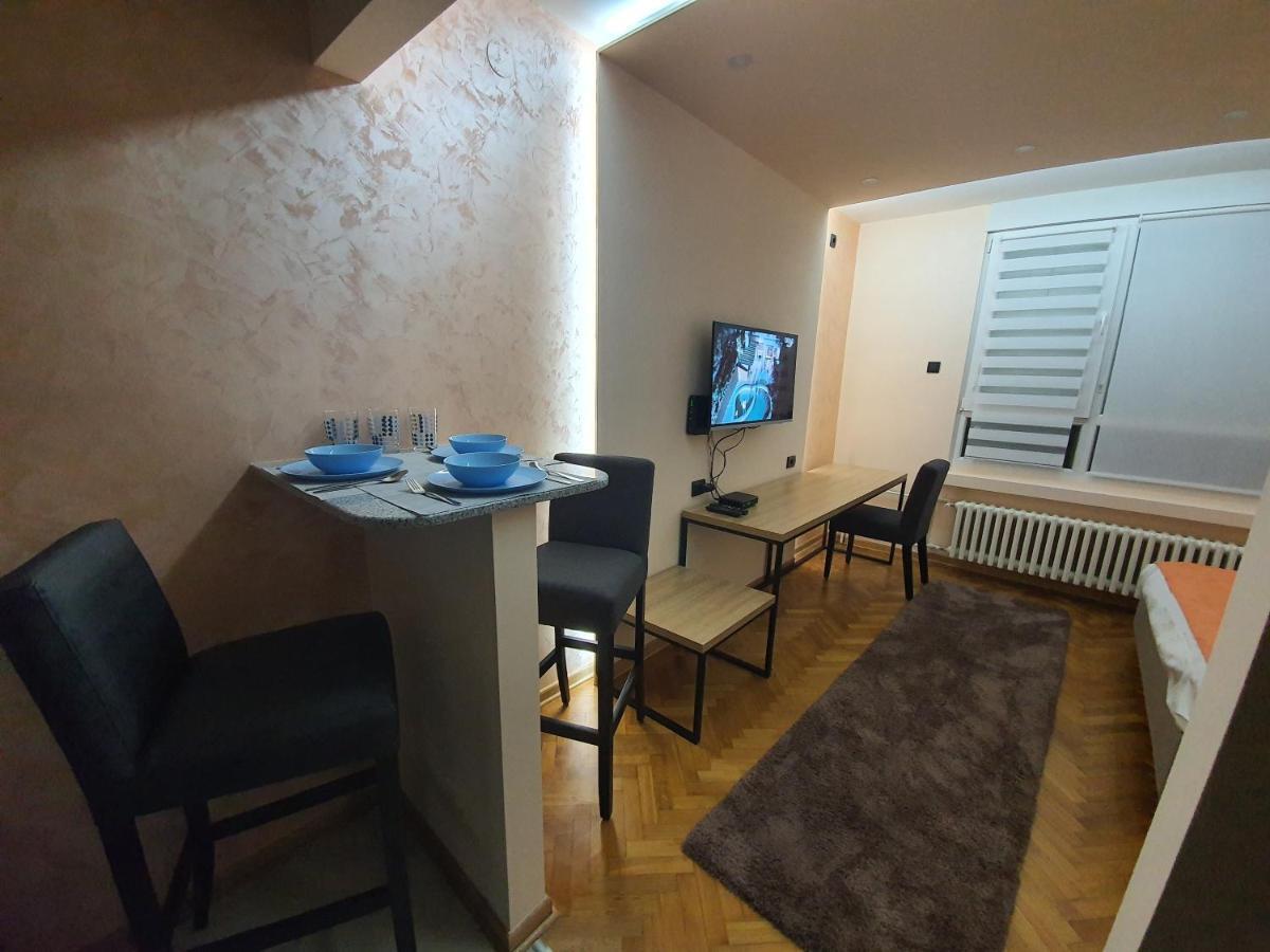 Apartman Dodolu Belgrad Exterior foto